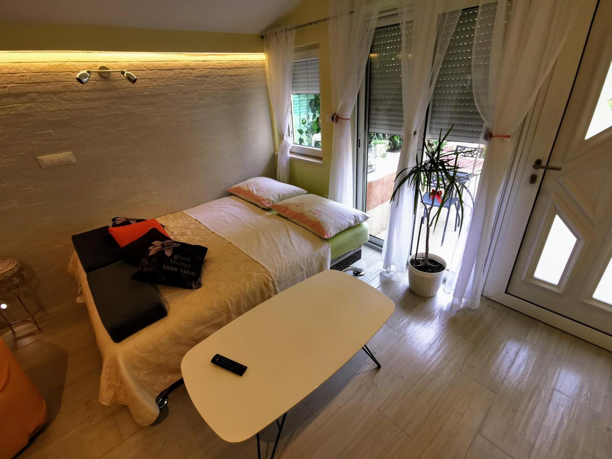 Apartments Ida & Miljenko Kaštela Zimmer foto