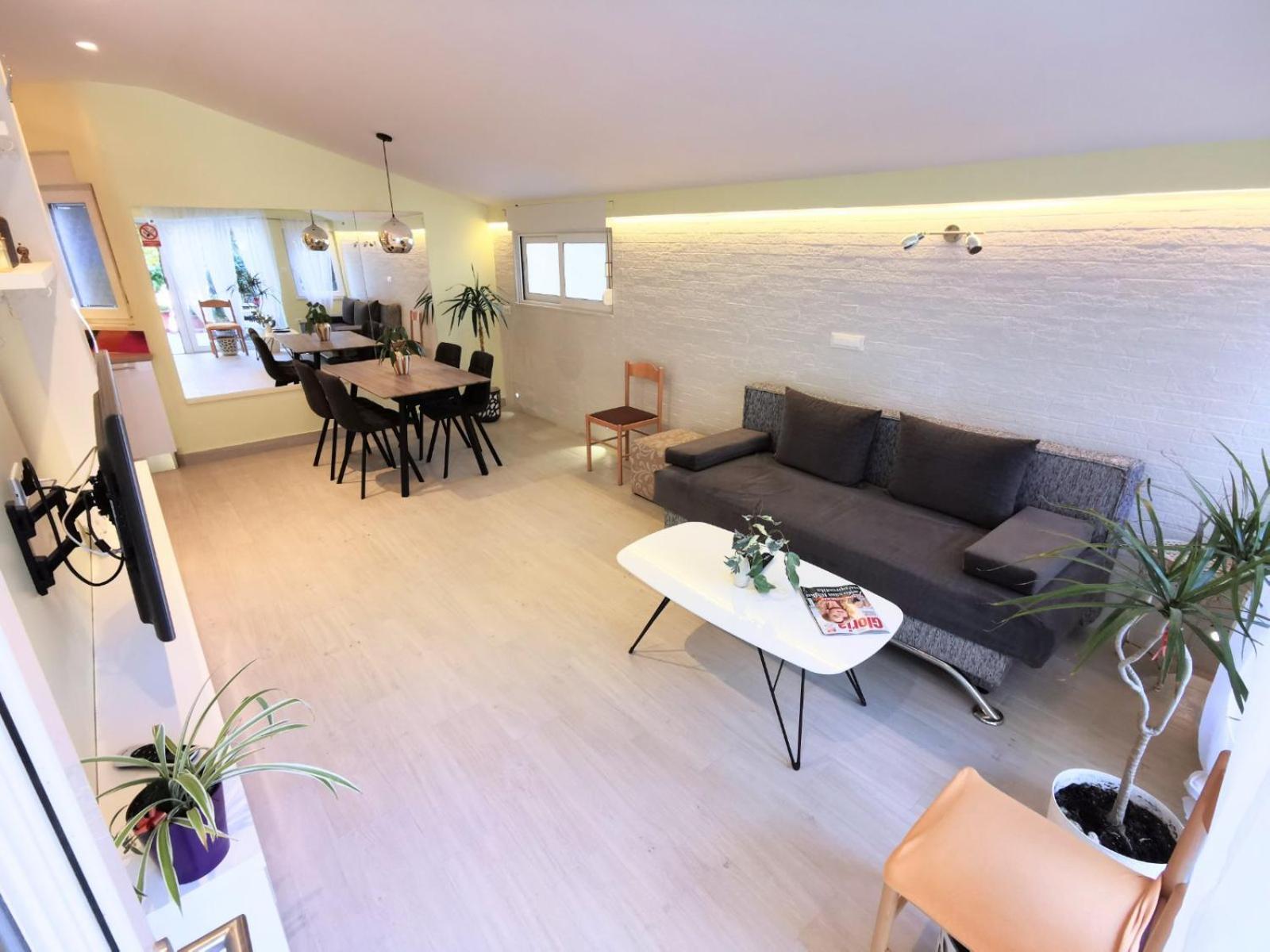 Apartments Ida & Miljenko Kaštela Zimmer foto
